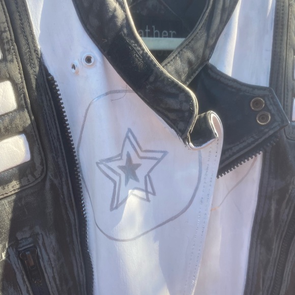 One of a kind custom hand painted leather jacket - Picture 4 of 4